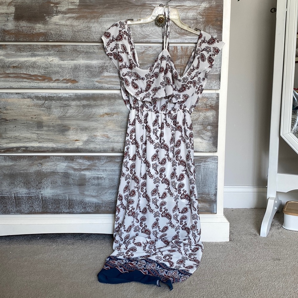 Guess Off-Shoulder Halter Paisley Maxi-dress
